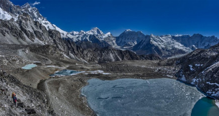 On the east side we could see a tiny square and an ant wandering about. Chhongbi had arrived on time and was busy preparing camp. He’d come up 700 vertical metres to our camp site at 5,450m from Chhukung, carrying in excess of 35kg – respect.