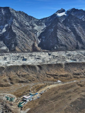 After breakfast we set off for Kongma La, some 600 metres above us. This picture, taken above Lobuje, looks across the Khumbu glacier to the route up to Kongma La. Pokhalde is on the right.