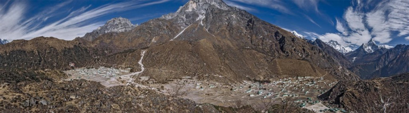 Given what we planned later in our trek with Kami our guide, I was keen to make sure that altitude would not be the factor to hold us back. The key when acclimatising is to not go too quickly and to take opportunities to “climb high, sleep low”. Being my fifth visit to the Khumbu, I had an acclimatisation plan that I thought should work really well, which proved to be the case. During our 19 days trekking we had nine nights above 4,750m and climbed to seven different viewpoints above 5,000m – great for both acclimatisation and photography.  This picture, a view from our first acclimatisation climb to 4,000m above Khumjung (right) and Khunde, with a multitude of Khumbu peaks.