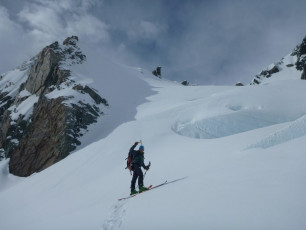 As we climb up towards Pioneer Pass, crevasses block the way, and force a little head scratching as we look for a route through.
