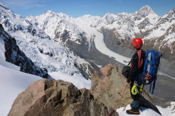 The route we took was easy, but my jaw dangled for most of the way simply due to what I could see in every direction.