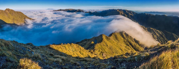 On top of Tiraha, we shot frame after frame of a huge catchment of cloud, channelled between Ohuinga and Tiraha so it spilled, in slow motion, over Sawtooth Ridge. Ruapehu hovered above the cloud in the distance as the whole magnificent spectacle took on the changing colours of sunrise. 