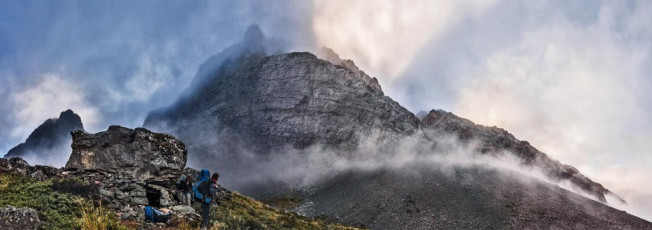 West face of Cloudy Peak, seen from our rock bivvy. The SW ridge is on the skyline, centre.