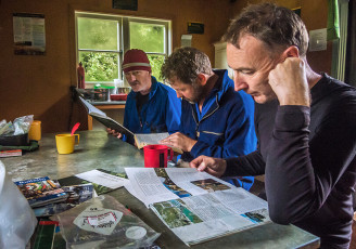 Eight bunk Flanagan’s Hut is situated in a small clearing just 20 metres from Baton River, which is really just a stream at that altitude. The Hut exudes a certain charm lacking in some of the more modern huts in the Park and was a cosy place to stay that night, as the intensifying rain rattled on the roof.