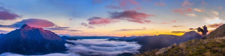 Dawn next morning was just as impressive and it was fun to share such photographically dreamlike conditions with the others. Normally I’m the only keen photographer on my trips, with my companions sometimes looking sideways at me as I rave on about the light and so on. Not this trip – we were like a litter of piglets in warm mud as we captured the moment.