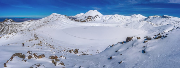 From Rotopaunga we dropped again, this time skirting the eastern edge of Blue Lake, which is another water-filled and, in winter, frozen crater. At its southern end is an un-named 1,850 metre highpoint. This image - Heading around the eastern side of Blue Lake with, from left, Ruapehu, Red Crater, Ngauruhoe and Tongariro ahead.