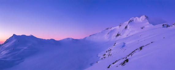 The nearer to sundown we got, the clearer the sky became, until we marvelled at a classic mauve glow on Brewster, Top Heavy and Armstrong as the last light faded away. This image - Alpenglow on Mt Brewster and Top Heavy